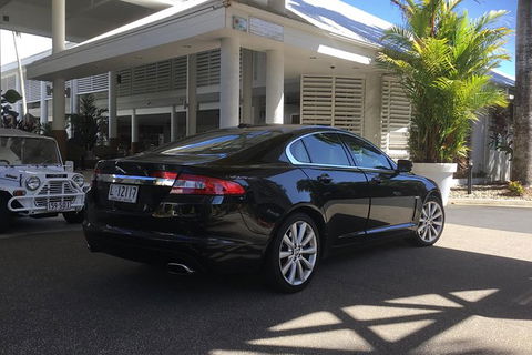 Jaguar Limousine Transfer Cairns Airport To Port Douglas - Hotel Gold Coast 1
