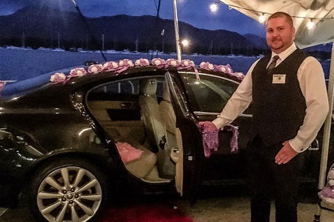 Jaguar Limousine Transfer Cairns Airport To City Or Return - Hotel Gold Coast 1