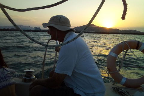 Sailing Boat Overnight Live Aboard Experience Townsville - Hotel Gold Coast 0