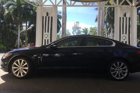 Jaguar Limousine Transfer Cairns Airport To Palm Cove - Hotel Gold Coast 1