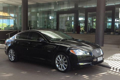 Jaguar Limousine Transfer Cairns Airport To Palm Cove - Hotel Gold Coast 4