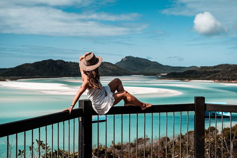 Day Sail The Whitsunday Islands On Atlantic Clipper From Airlie Beach - Hotel Gold Coast 10