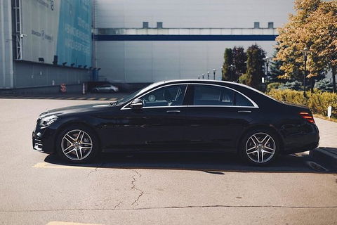 Arrival Private Transfers: Brisbane Airport BNE To Brisbane In Business Car - Hotel Gold Coast 0