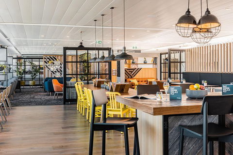 Brisbane Airport - My Lounge - Hotel Gold Coast 0