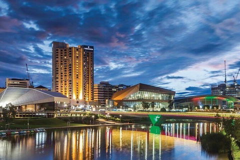 Adelaide Airport Transfers : Adelaide City To Airport ADL In Business Car - Hotel Gold Coast 2