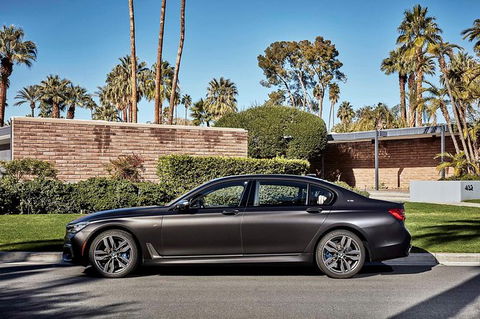 BMW Car Melbourne Airport To CBD - Hotel Gold Coast 2