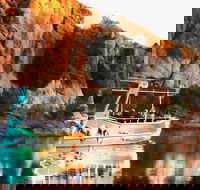 Kimberley Explorer - Geikie Gorge Windjana Gorge Mt Hart Cape Leveque - Hotel Gold Coast