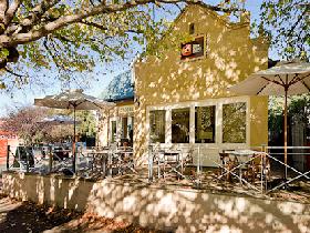 Udder Delights Cheese Cellar - Hotel Gold Coast 0