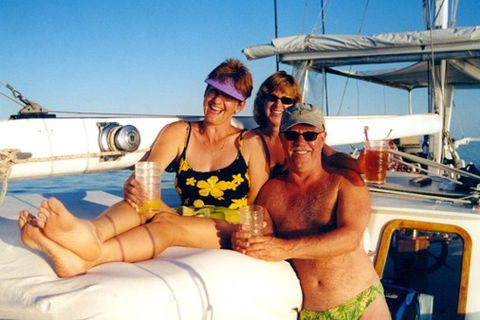 A Whitsunday Luxury Sailing Holiday - Hotel Gold Coast 4
