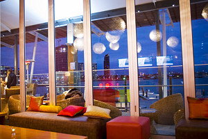 Beachclub - Hotel Gold Coast 0