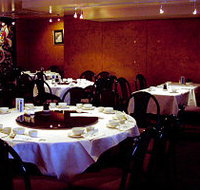 Shark Fin House - Hotel Gold Coast