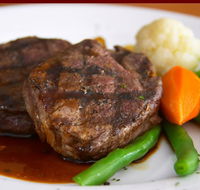 R. G. Mcgees Hotel Restaurant - Hotel Gold Coast