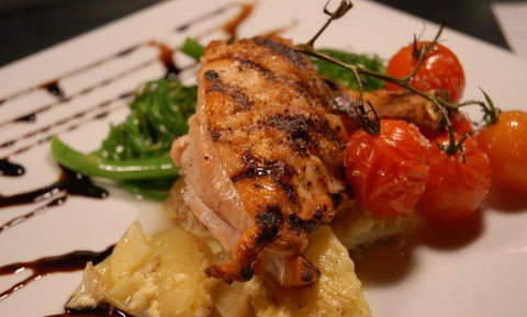 Elysium Lakeside - Hotel Gold Coast 1