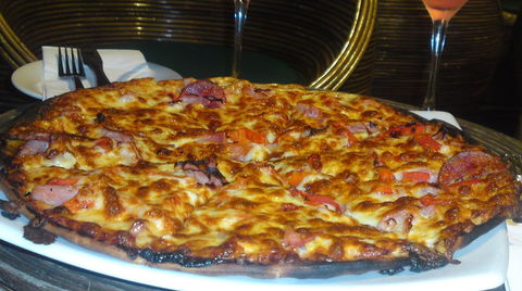 Elysium Lakeside - Hotel Gold Coast 2