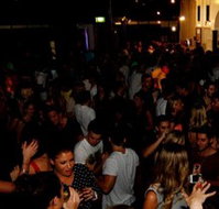 The Causeway Bar - Hotel Gold Coast