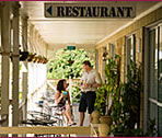 Alexandra's New Orleans Cafe And Bar - Hotel Gold Coast 1