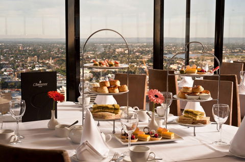 C Restaurant - Hotel Gold Coast 3