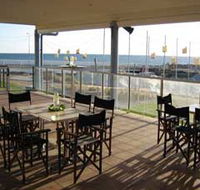 Adelaide Sailing Club - Hotel Gold Coast