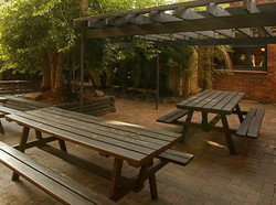 Greenacre Tavern - Hotel Gold Coast 3