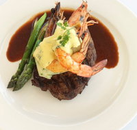 Helm Bar and Bistro - Hotel Gold Coast
