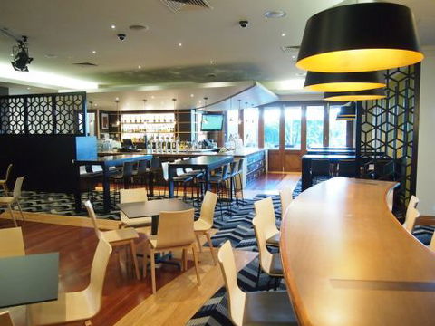 The Grovedale Hotel - Hotel Gold Coast 2
