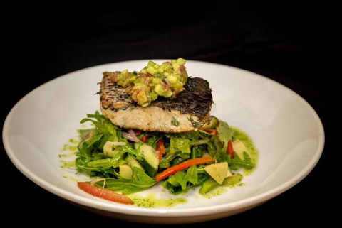 Galleons Restaurant - Hotel Gold Coast 4
