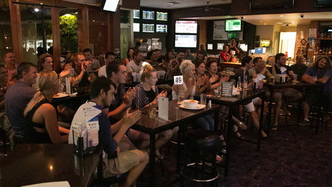 Based Comedy At The Dog And Parrot Tavern - Hotel Gold Coast 1