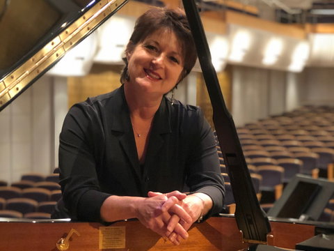 Selby And Friends: Beethoven's Ghost Burradoo - Hotel Gold Coast 0