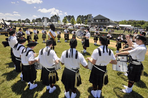 Bong Bong Picnic Races - Hotel Gold Coast 2