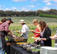 Stockmans Ridge Meets Smoking Brothers - Hotel Gold Coast