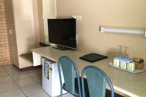 Ambassador Motel - Hotel Gold Coast 7