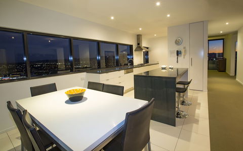 Ultra Broadbeach - Hotel Gold Coast 5