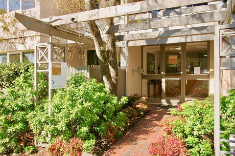 Apartments On Lygon - Hotel Gold Coast 0