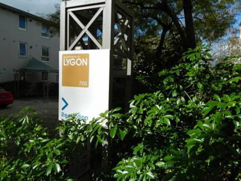 Apartments On Lygon - Hotel Gold Coast 1