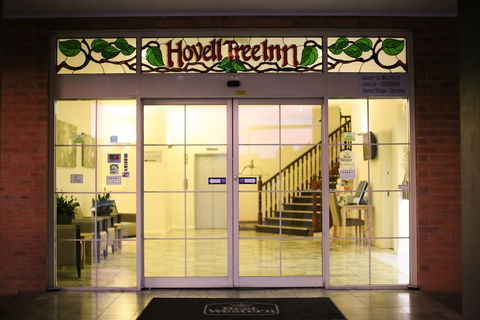 Best Western Plus Hovell Tree Inn - Hotel Gold Coast 0