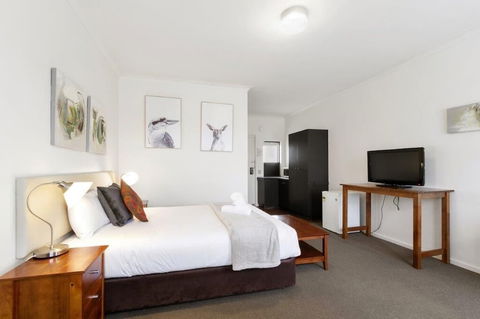 Ibis Styles Sale - Hotel Gold Coast 2