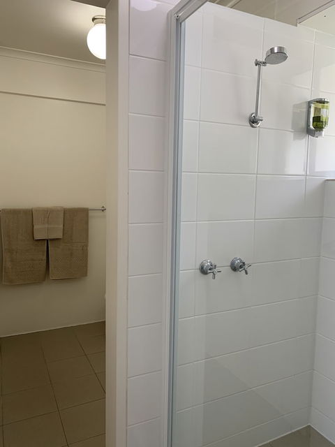 Adina Place Motel Apartments - Hotel Gold Coast 3
