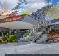 Cotswold Gardens - Hotel Gold Coast