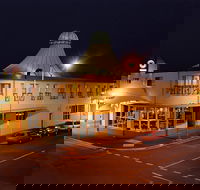 The Lighthouse Hotel - Hotel Gold Coast