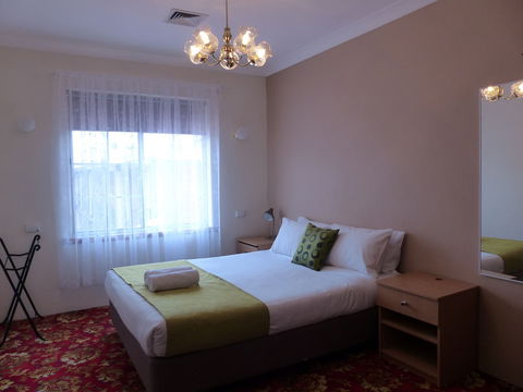 Meramie Motor Inn - Hotel Gold Coast 5