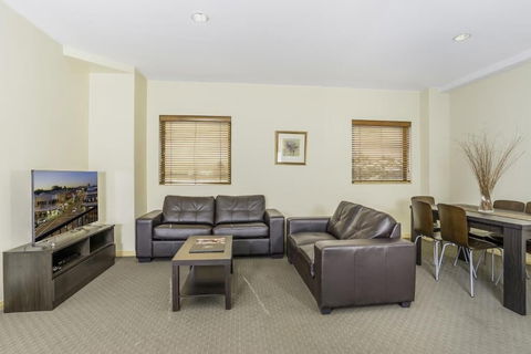 Boulevard On Beaumont - Hotel Gold Coast 3