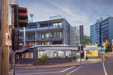 The Metropolitan Springhill - Hotel Gold Coast 2