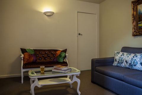 Albert Heights Serviced Apartments - Hotel Gold Coast 3