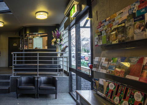 Albert Heights Serviced Apartments - Hotel Gold Coast 0
