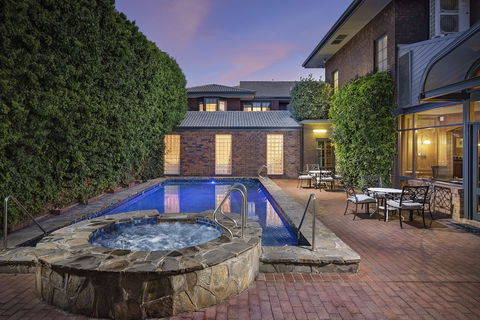 Adelaide Inn - Hotel Gold Coast 0