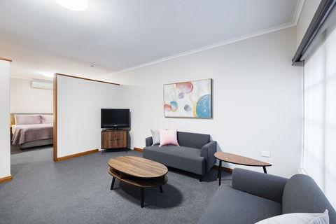 Adelaide Inn - Hotel Gold Coast 1