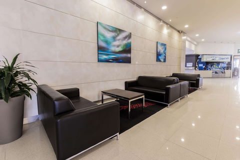 Oaks Glenelg Plaza Pier Suites - Hotel Gold Coast 5