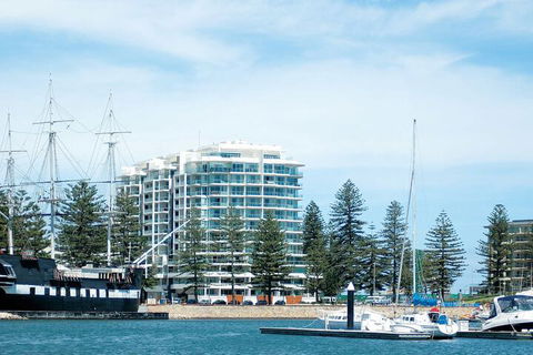 Oaks Glenelg Liberty Suites - Hotel Gold Coast 2