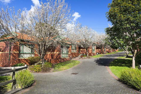 Mount Waverley Townhouses - Hotel Gold Coast 1