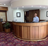 Ensenada Motor Inn and Suites - Hotel Gold Coast